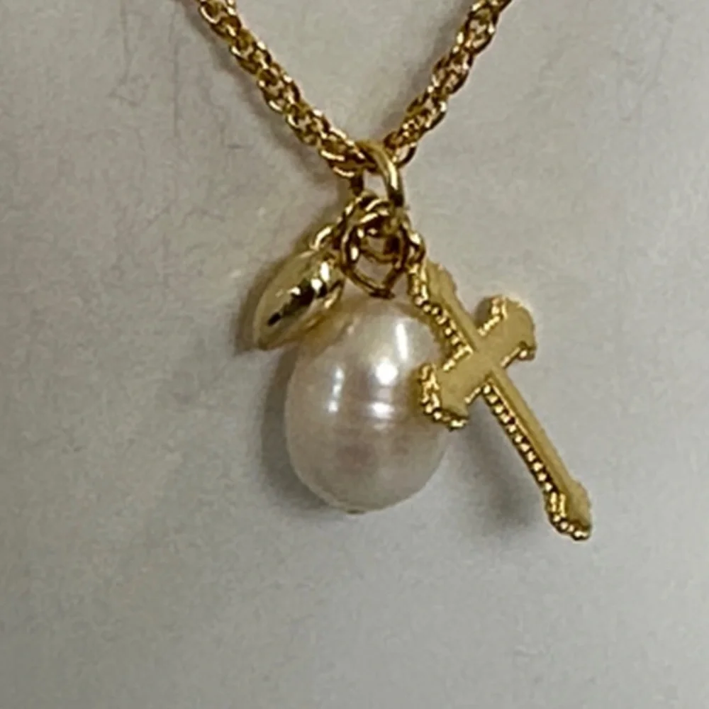 Gold-Tone real  Pearl and Cross Charm Necklace for Women
